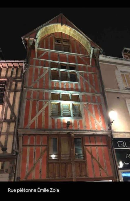 Superbe T2 De Caractere Au Centre Classe 3 Etoiles Troyes Exteriör bild